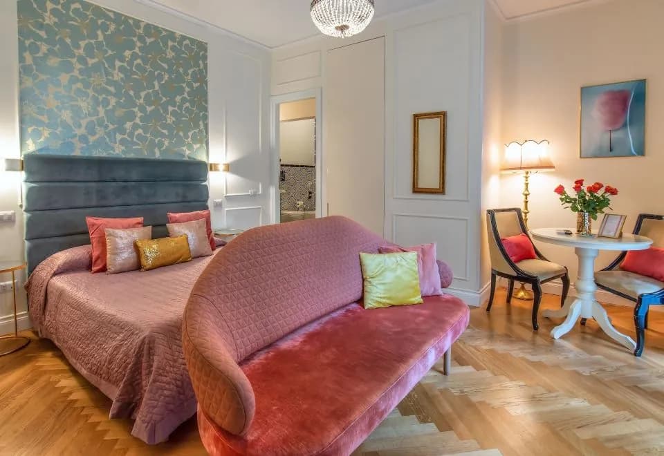 Ingrami Suites - Boutique Guesthouse