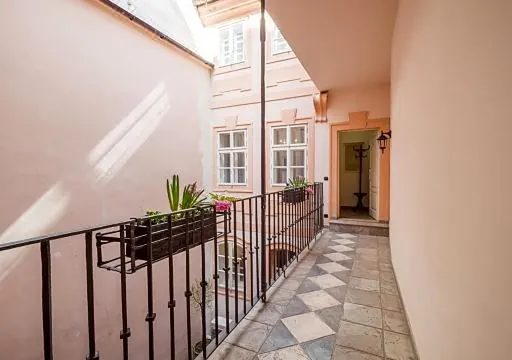 Chateau 9 Apartments by Adrez Living