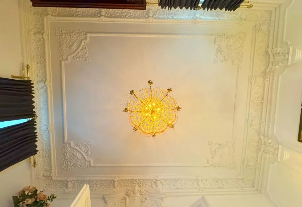 7th Heaven Vienna Center Apartments