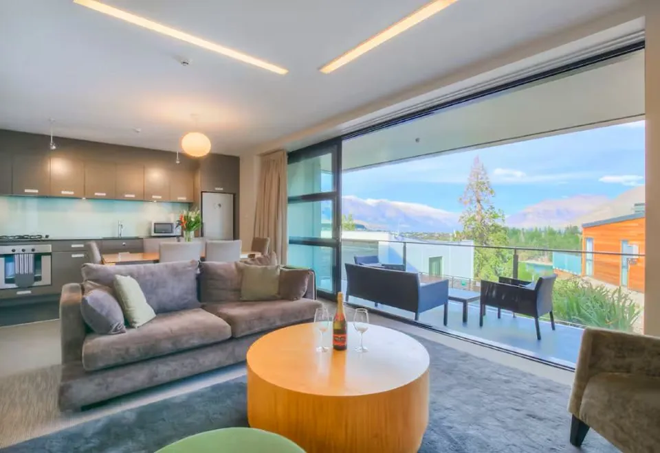 Panorama Terrace Apartments - Element Escapes