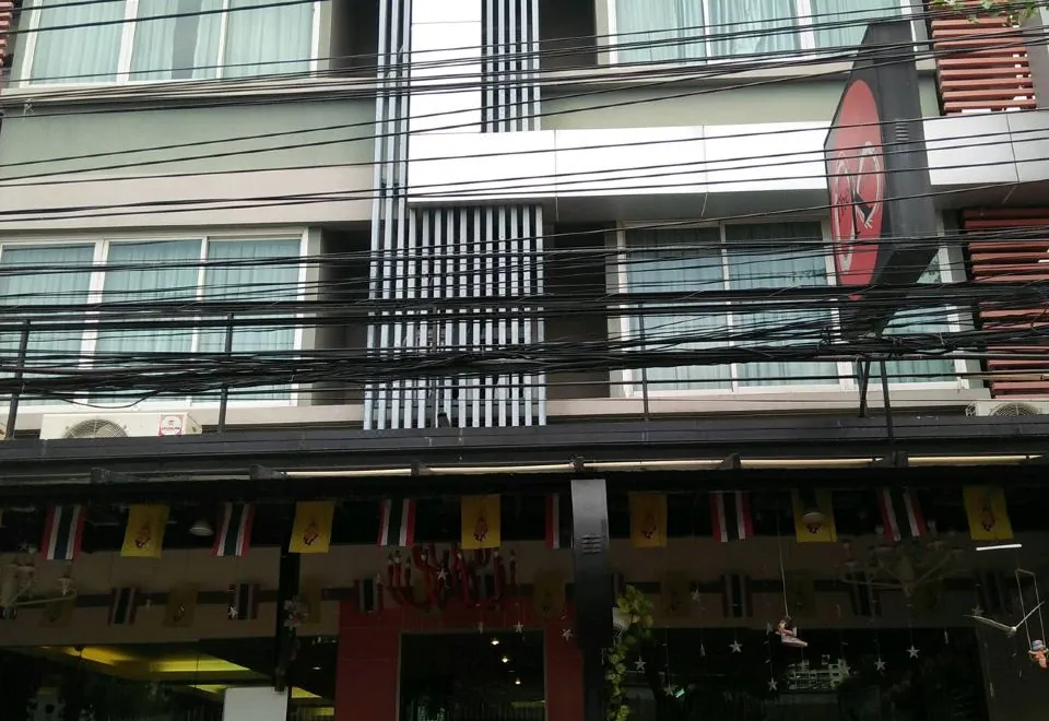 The Konnect Hotel