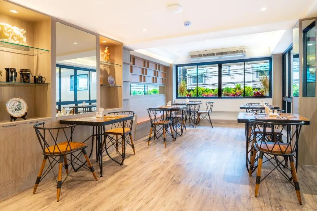 4M Pratunam Hotel