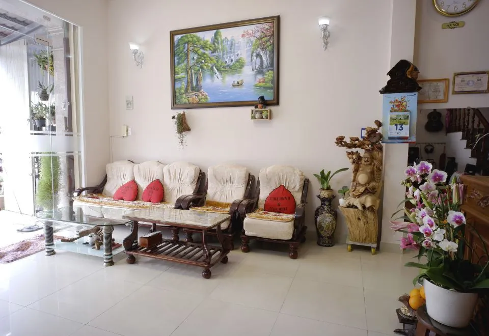 OYO 987 Thanh Thanh Nhan Hotel