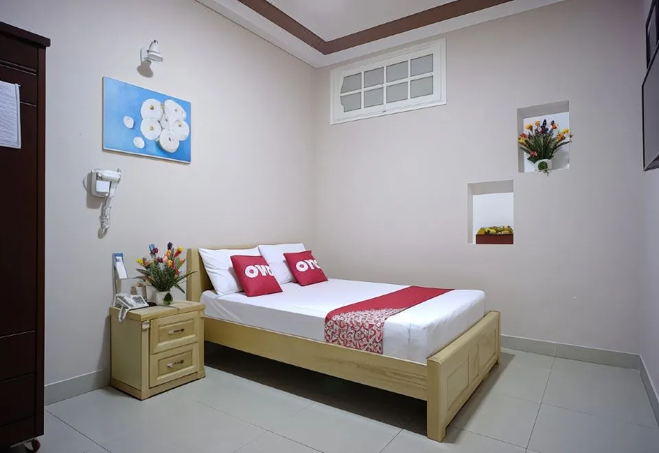 OYO 987 Thanh Thanh Nhan Hotel