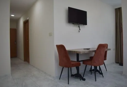 Mia Suite