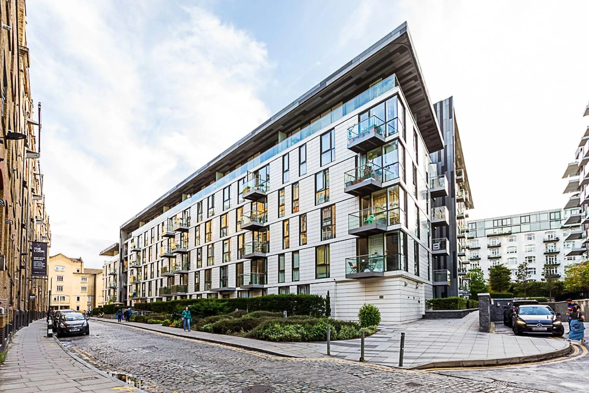 City-Close 1-Bed Apartment near Tower Hill