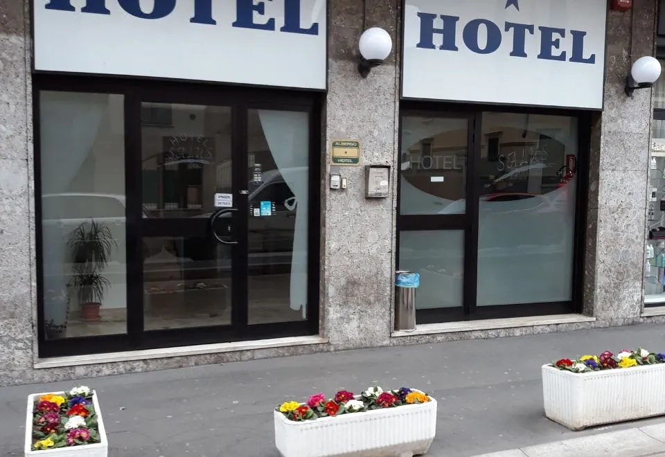 Hotel Salus