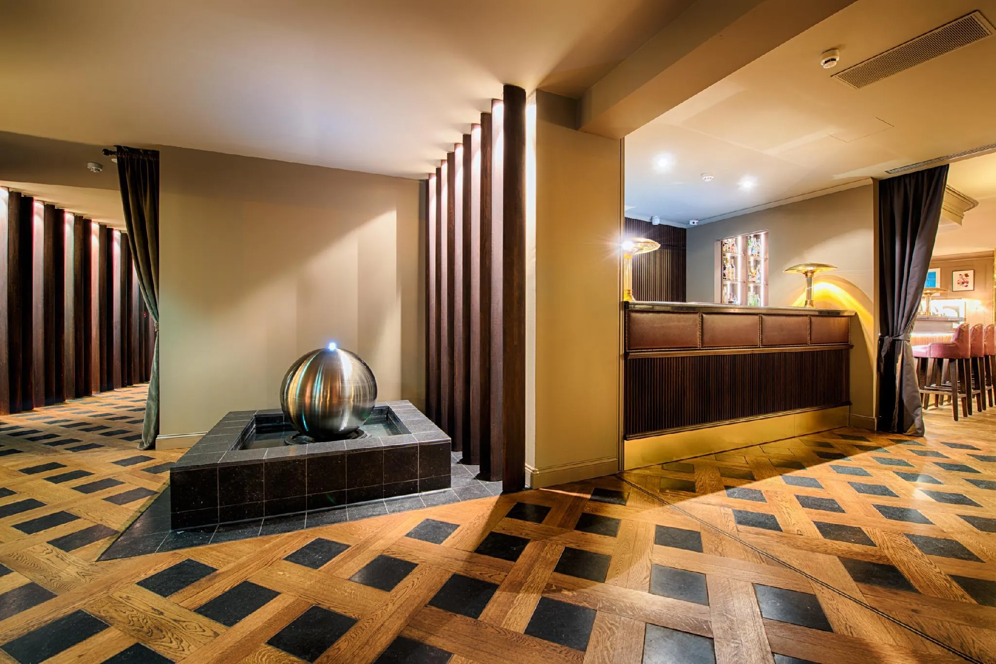mondrian suites hotel berlin checkpoint charlie