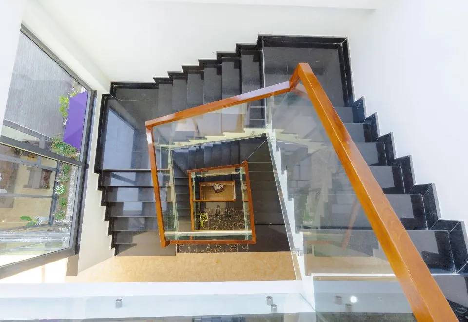 Đà Lạt Mega Sky Hotel
