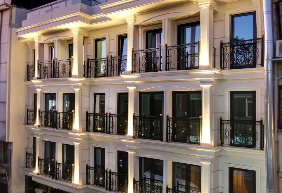 Pell Palace Hotel & Spa