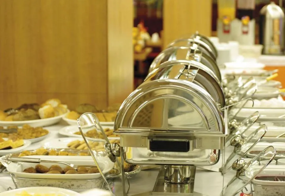 Yuksel Hotel
