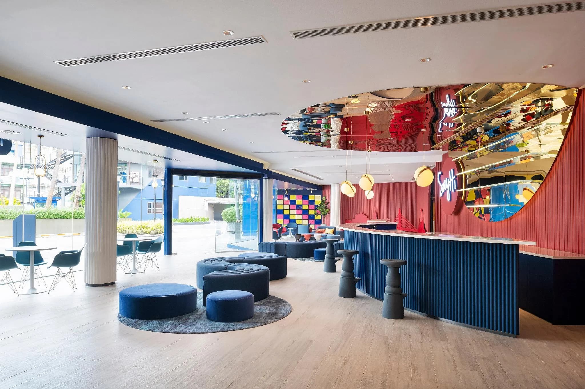 Riva Vibe Hotel Bangkok by PCL