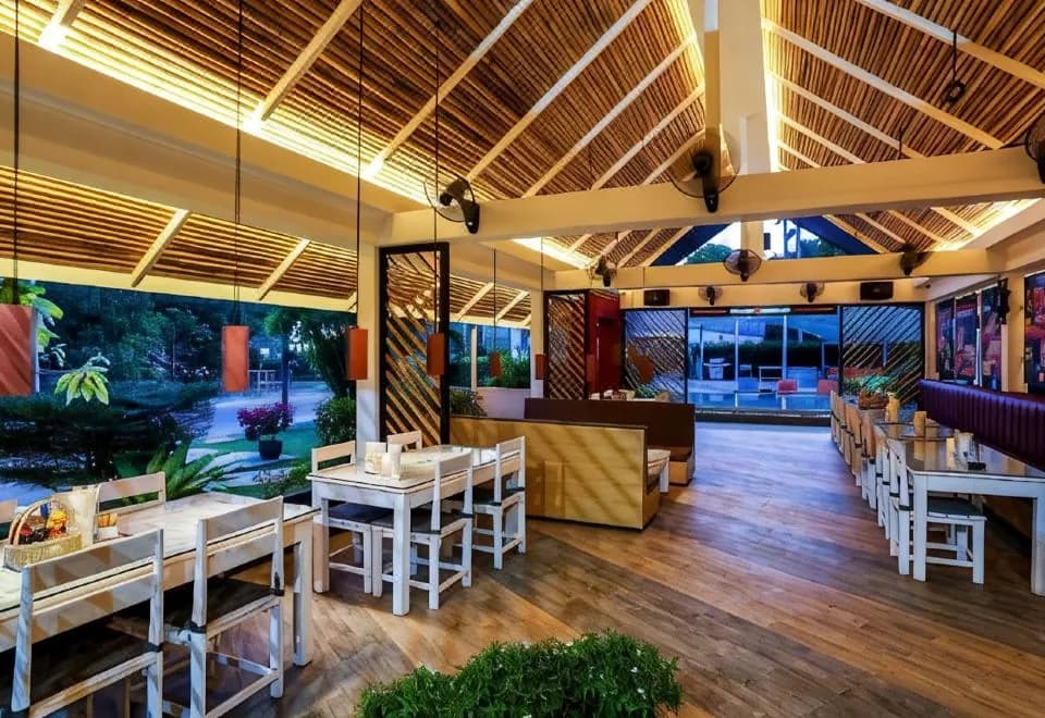 Naiharn Beach Resort