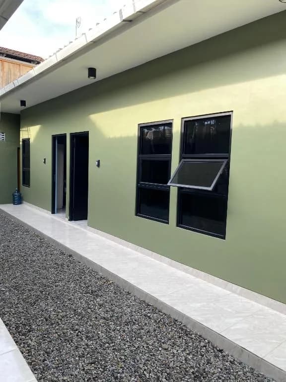 Yandira Guest House