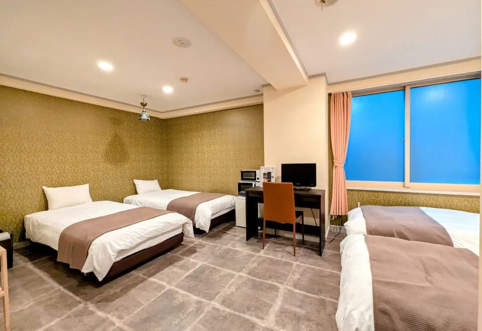 Kanazawa Station Hotel