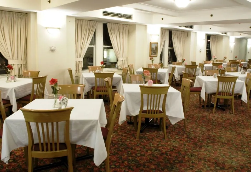 Salisbury Hotel