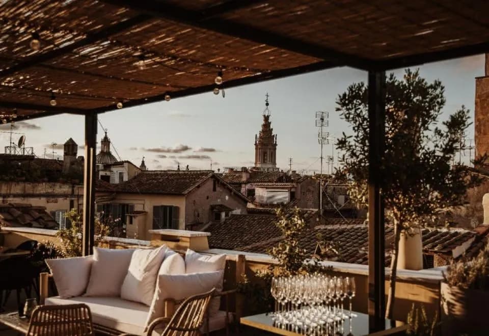 The Vista Rooms & Terrace