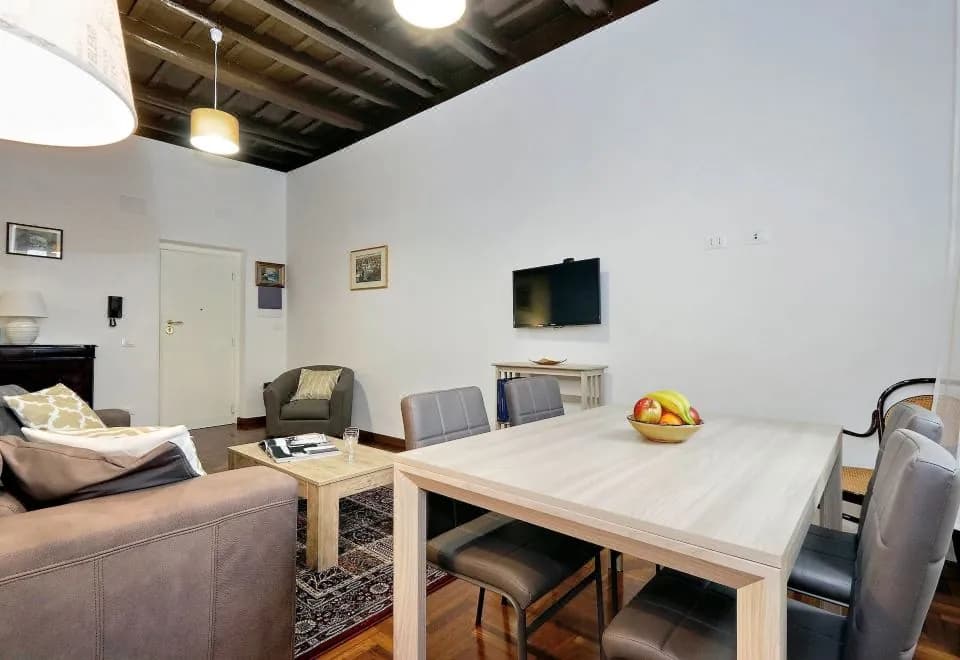 Pellegrino - WR Apartments