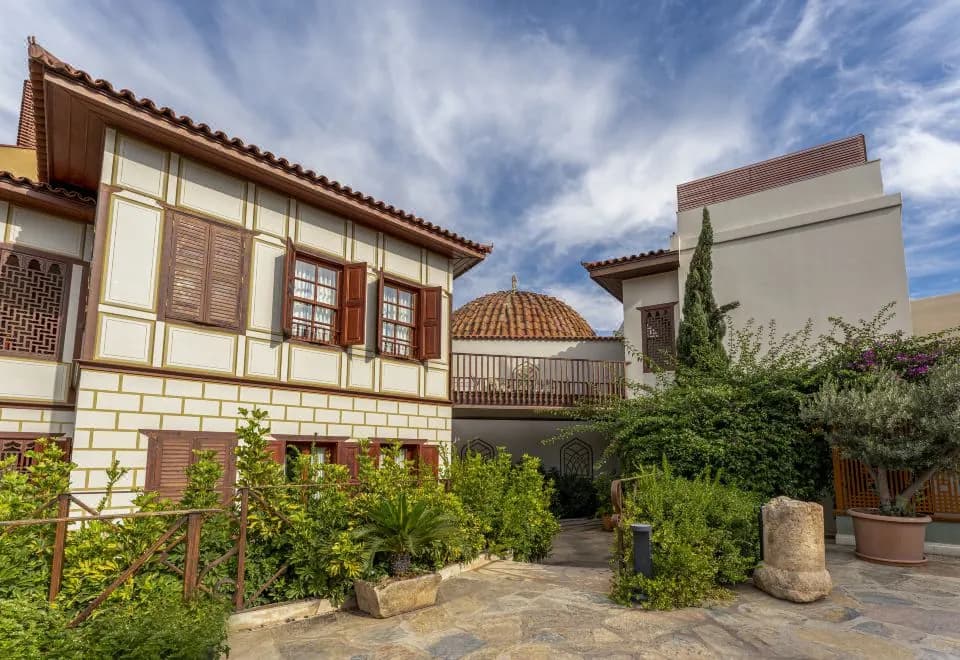 RuinAdalia Hotel
