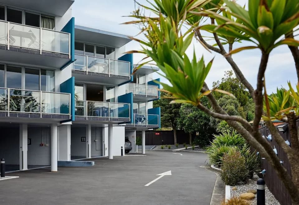 Waves Luxury Apartments