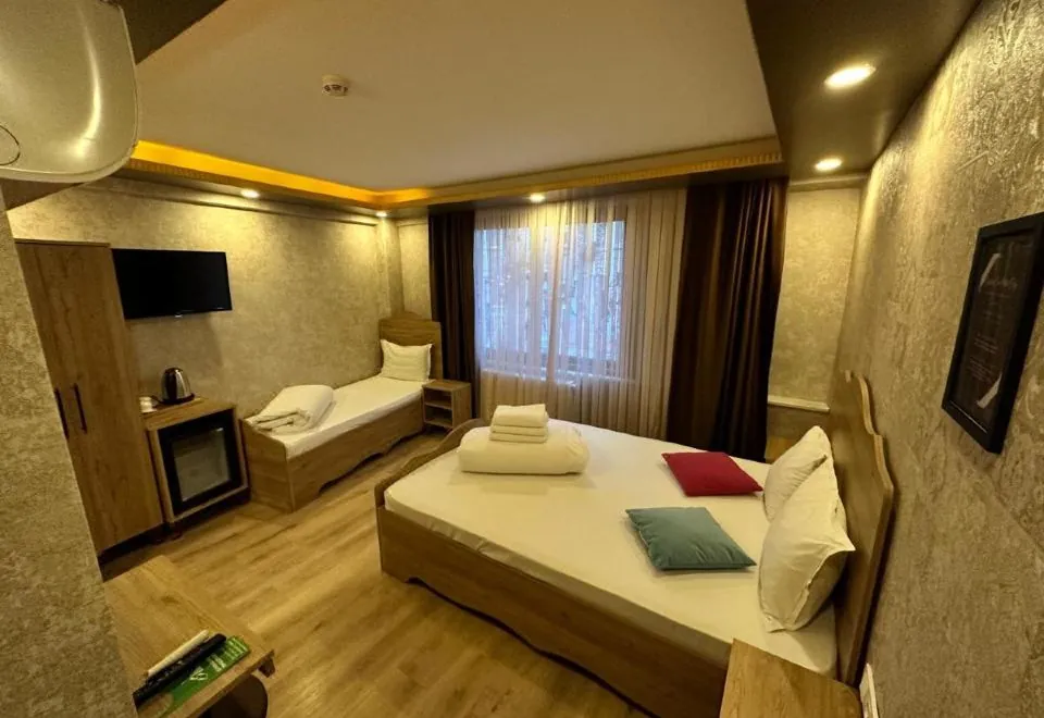 Golden Sail Hotel Old City