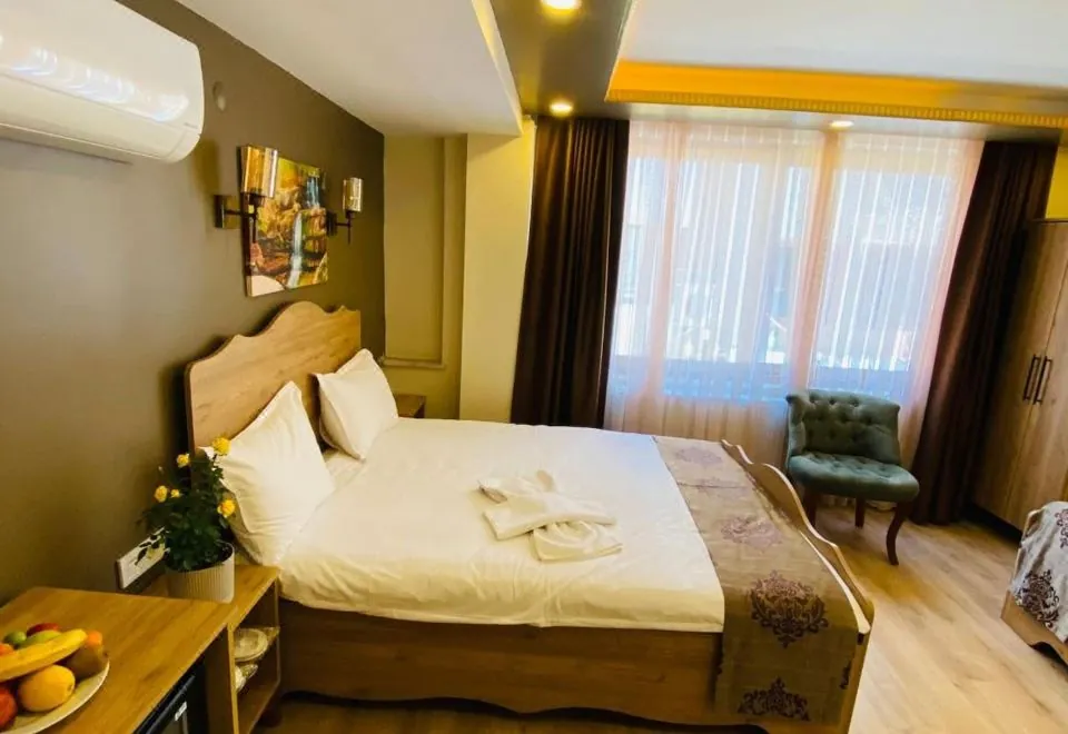 Golden Sail Hotel Old City