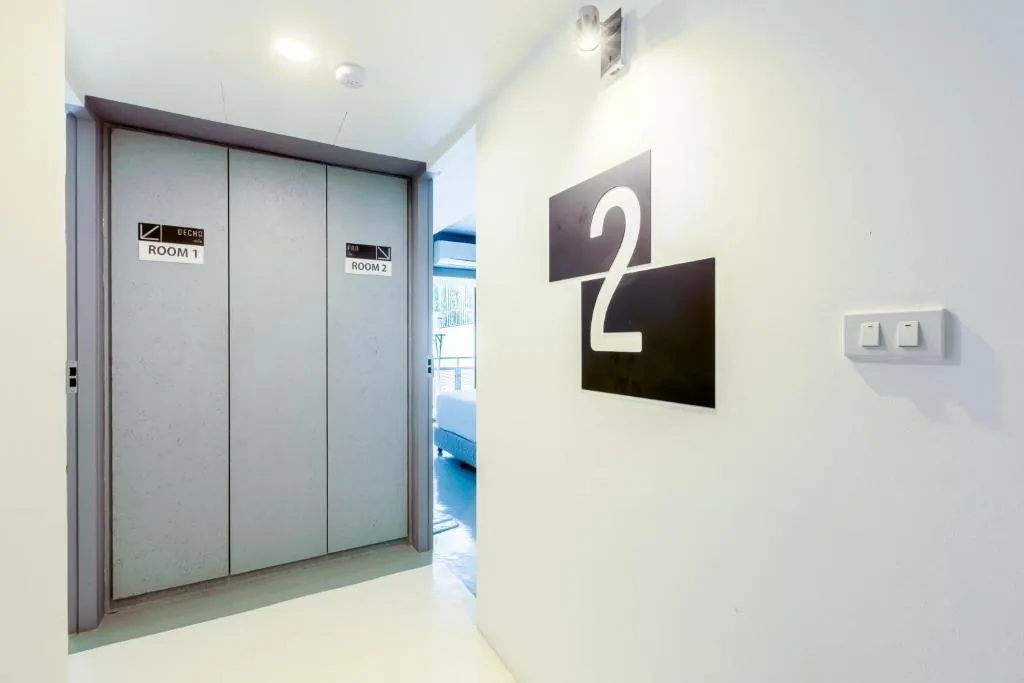 24 degree hotel & hostels