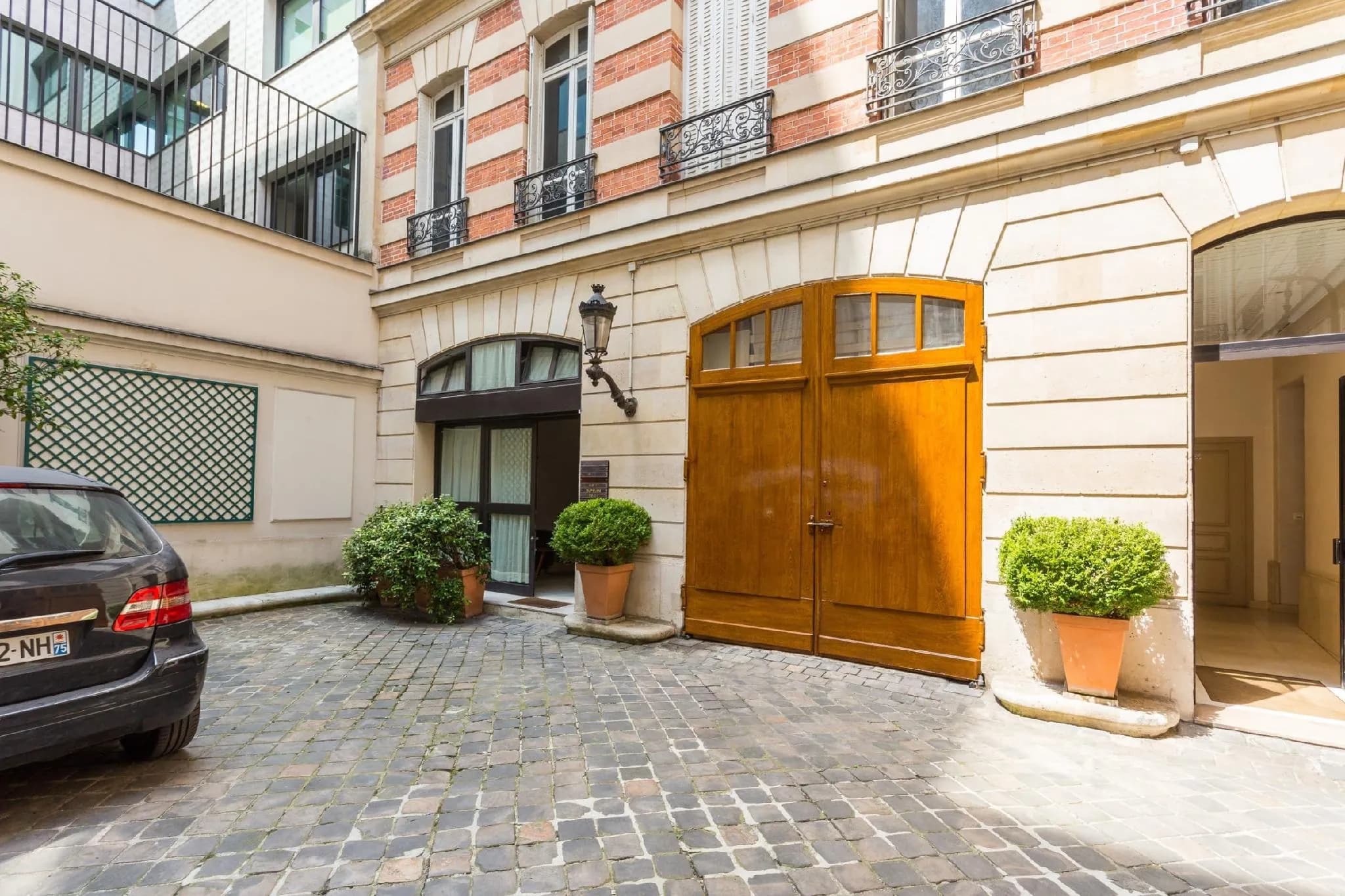 Modern studio for 4 people - Arc de Triomphe