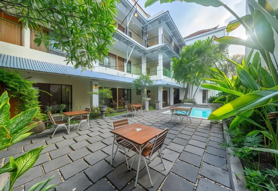 Spazzio Bali Hotel