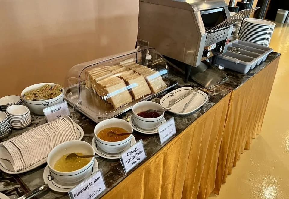 Crown Beach Hotel Pattaya