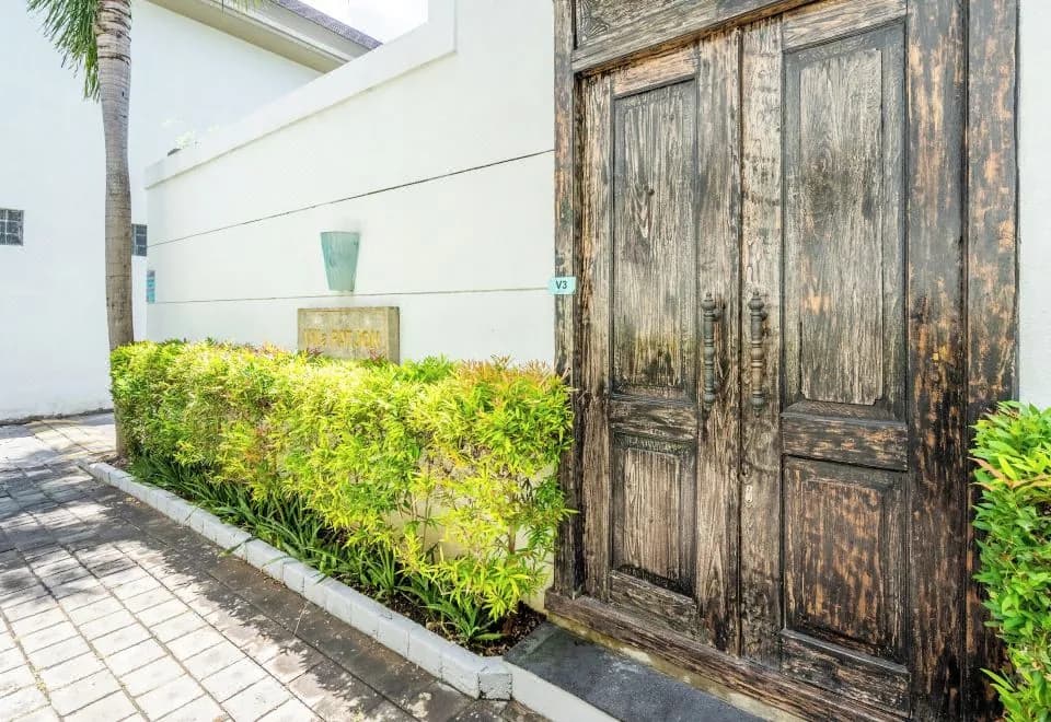 AQ-VA Hotel & Villas Seminyak