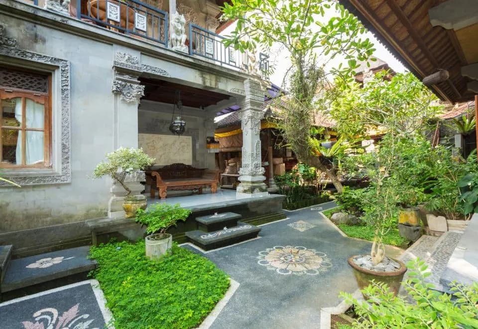 Bali Moon Guest House