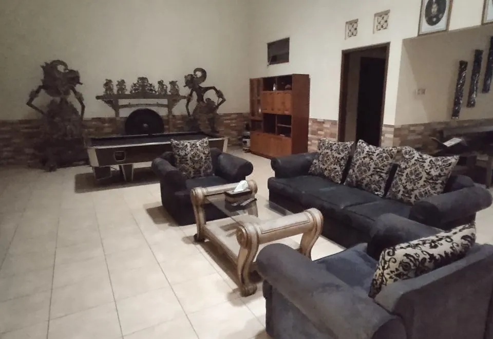 Ndalem Padma Guesthouse