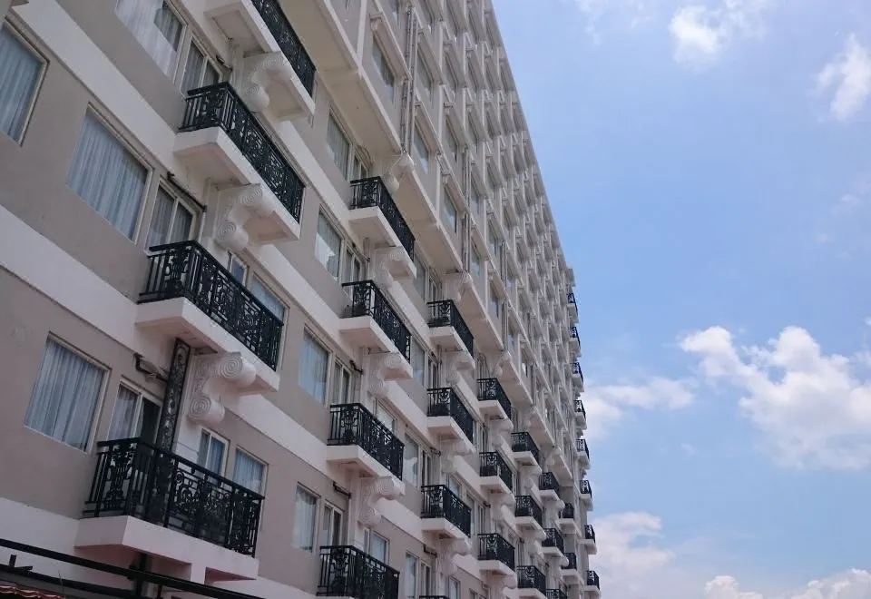 The Rich Jogja Hotel