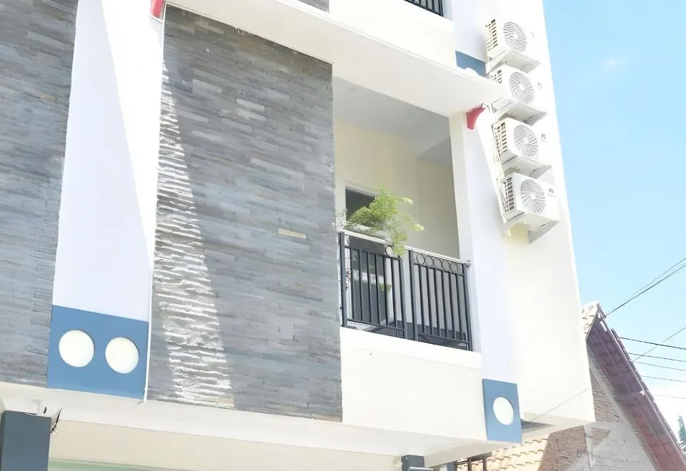 The Cabin Hotel