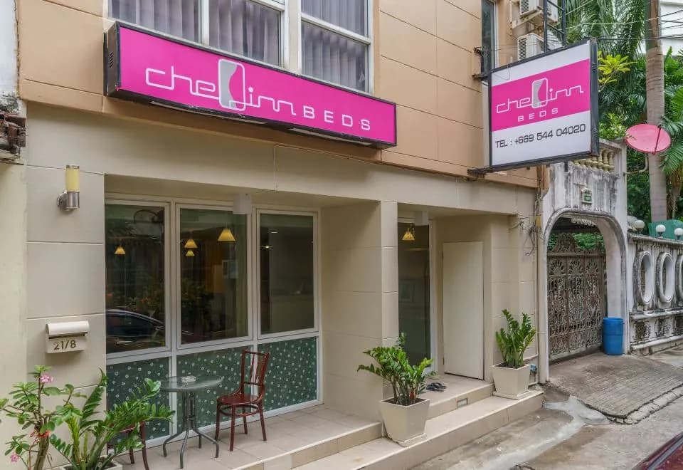 CheQinn Bed Sukhumvit 4 Nana Plaza