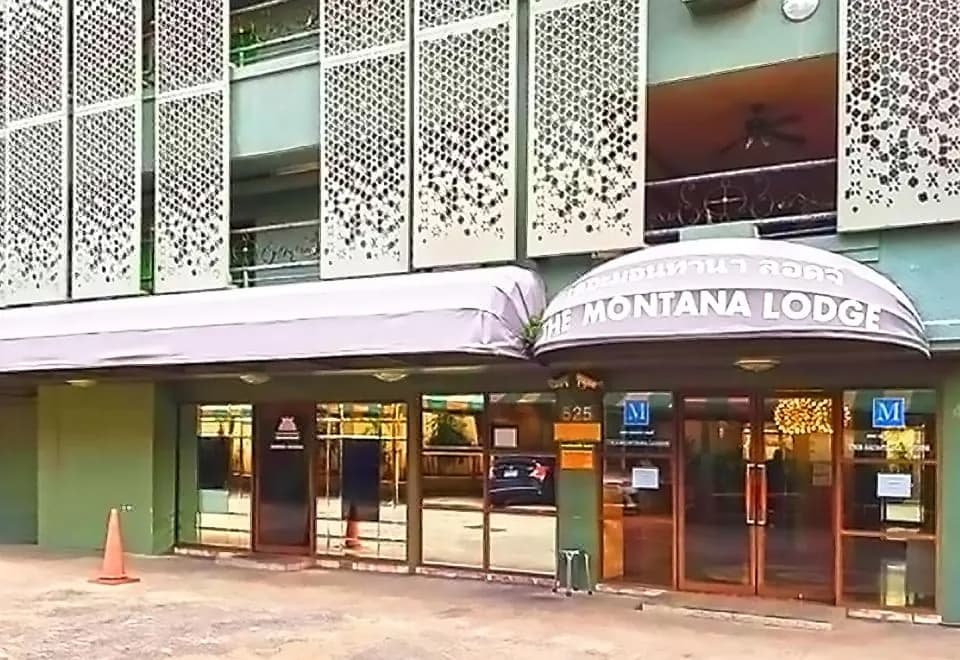 The Montana Lodge-Sathorn