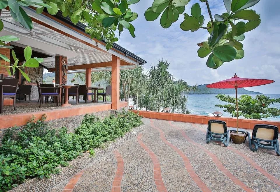 Mom Tri’s Villa Royale