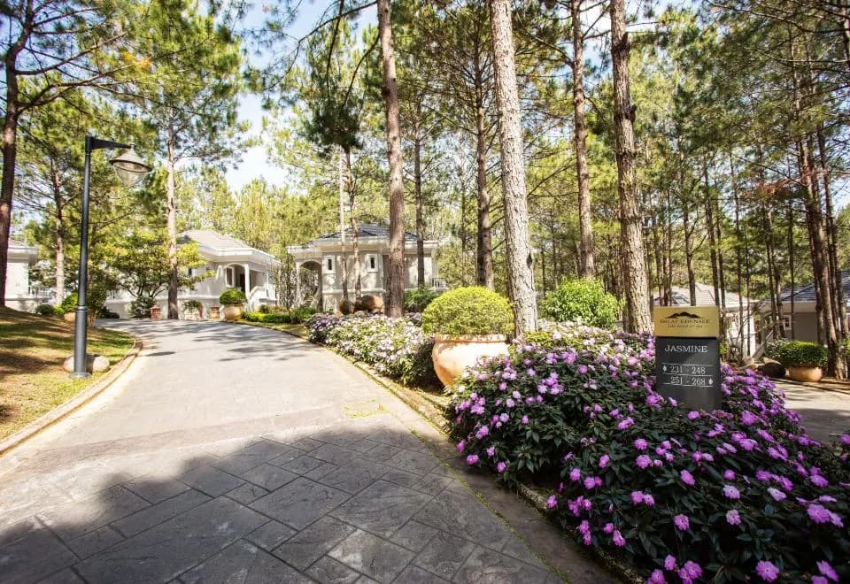 Dalat Edensee Lake Resort & Spa