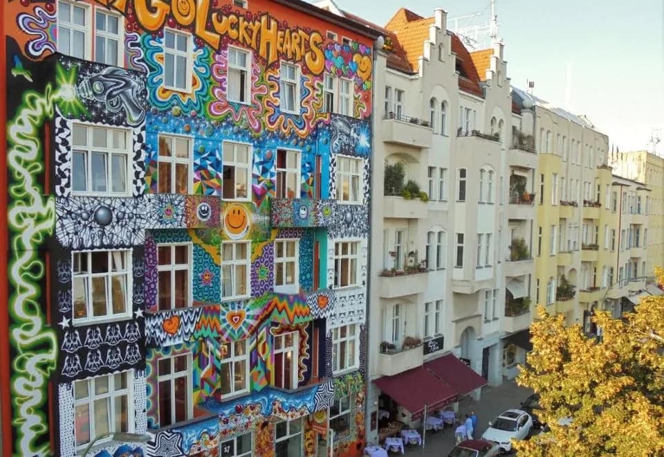 Happy go Lucky Hotel + Hostel