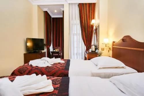 Amber Hotel & Spa