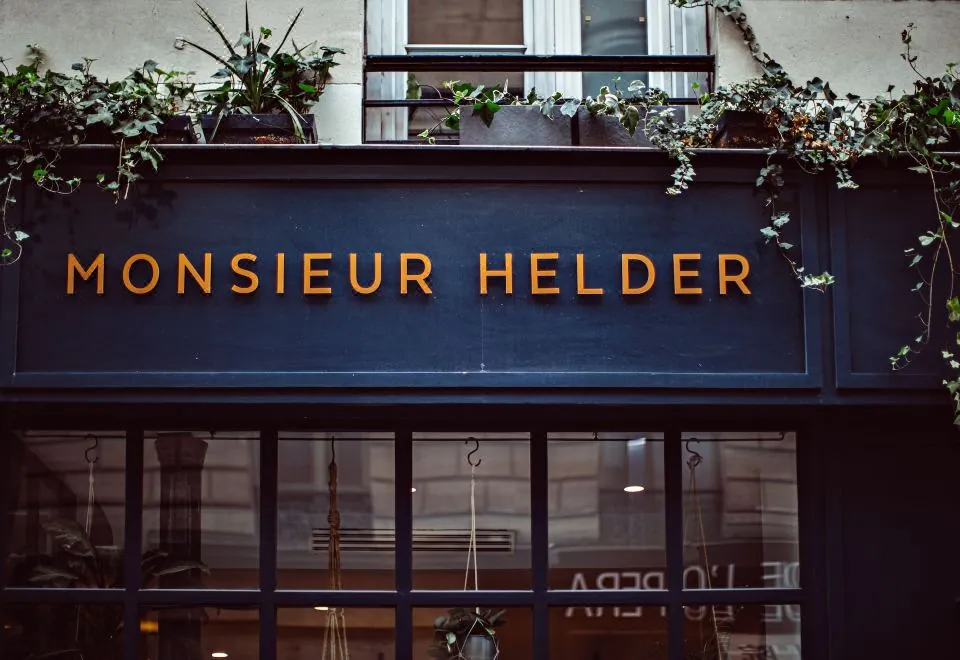 Monsieur Helder Hôtel Opéra