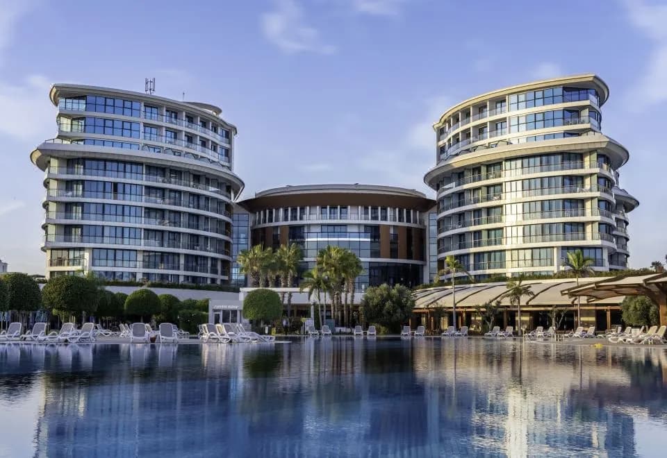 Baia Lara Hotel