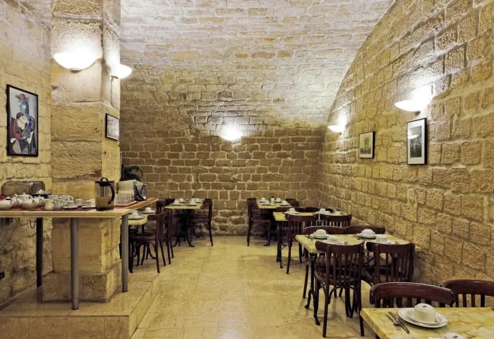 Hotel Americain
