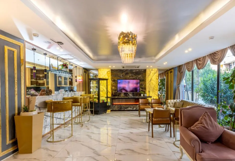 Mr. Beyaz Boutique Hotel