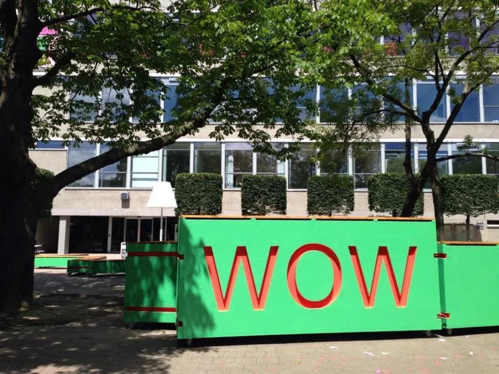 Wow Amsterdam Hostel
