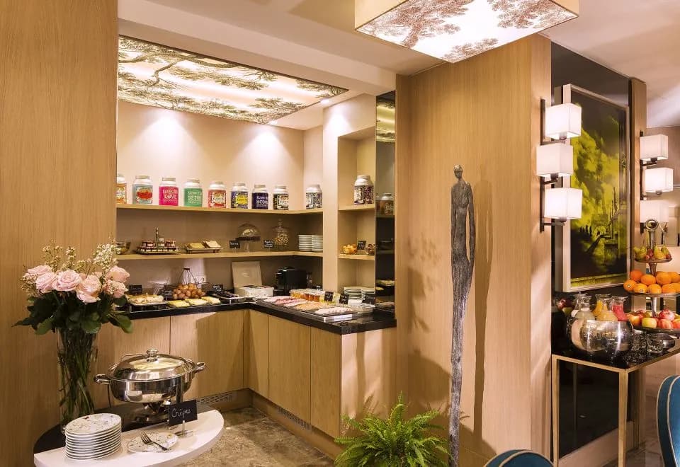 Hotel Balmoral Paris