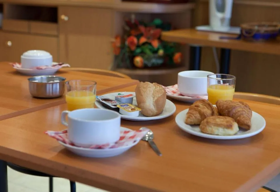 Cosmotel Hotel
