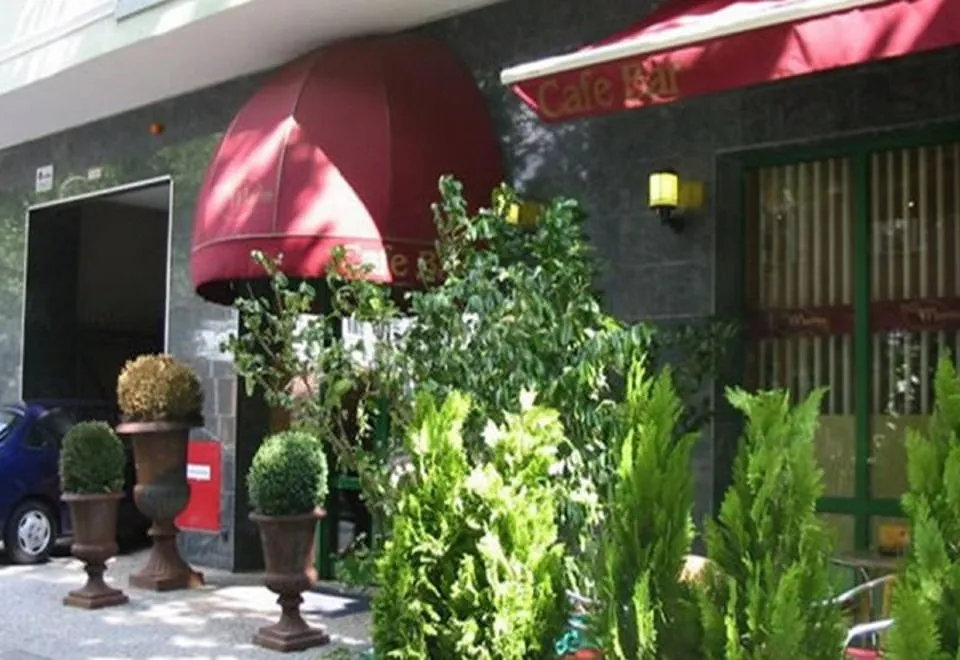 Artim Hotel