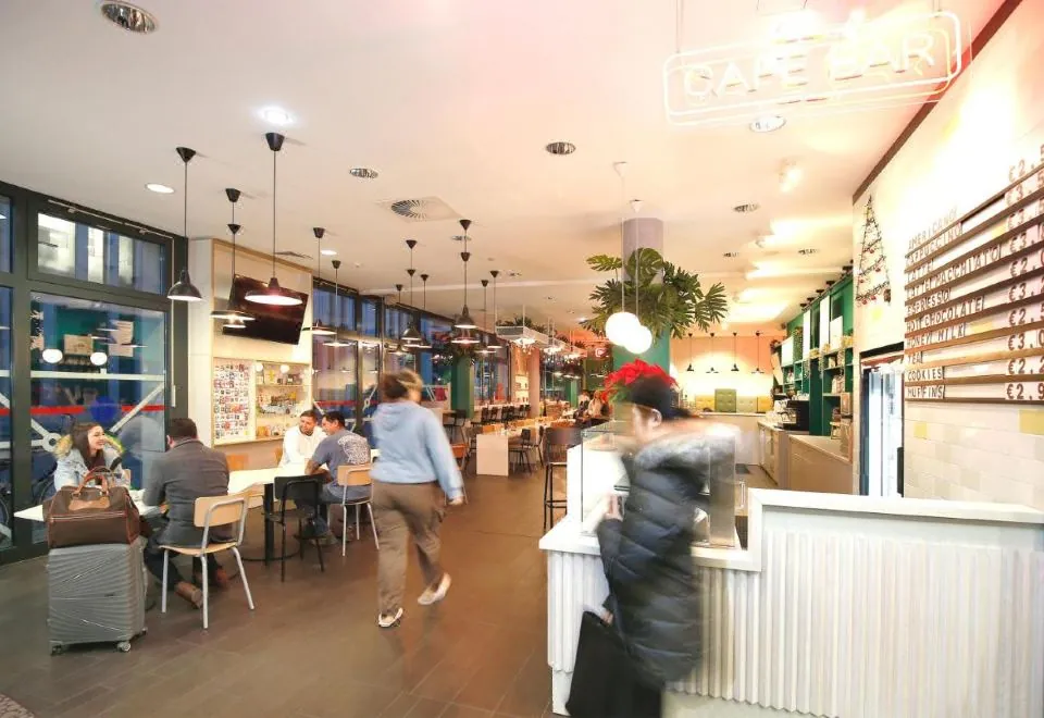 MEININGER Hotel Berlin Hauptbahnhof